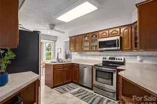 5 St Andrews Dr, Etowah, NC 28729 - Photo 8