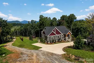 72 Jacks Paw Ln, Hendersonville, NC 28792 - Photo 2