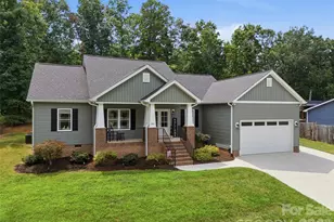 301 Pinehurst Dr, Kings Mountain, NC 28086 - Photo 4