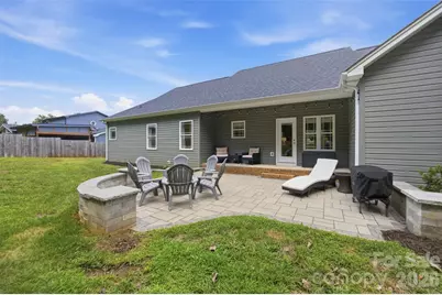 301 Pinehurst Drive, Kings Mountain, NC 28086 - Photo 28