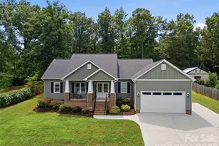 301 Pinehurst Dr, Kings Mountain, NC 28086 - Photo 2