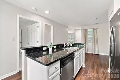 525 Olmsted Park Place #G, Charlotte, NC 28203 - Photo 6