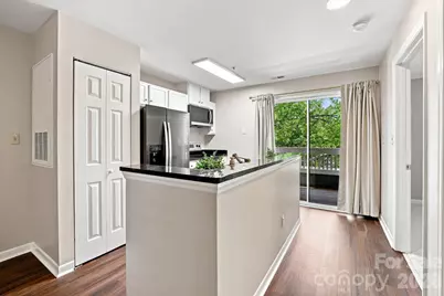 525 Olmsted Park Place #G, Charlotte, NC 28203 - Photo 10