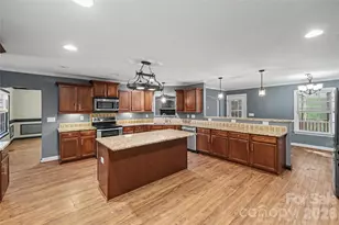 1166 Mustang Ln, York, SC 29745 - Photo 16