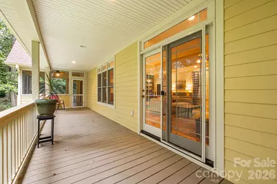 312 E Forest Place, Candler, NC 28715 - Photo 10