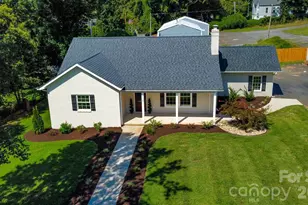 118 Alexander St, Forest City, NC 28043 - Photo 32