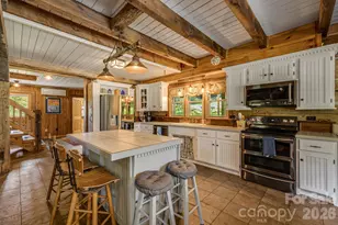 146 Gentry Farm Dr, Hot Springs, NC 28743 - Photo 10