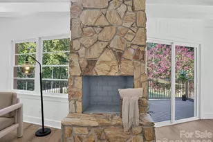 2532 Sam Newell Rd, Matthews, NC 28105 - Photo 8