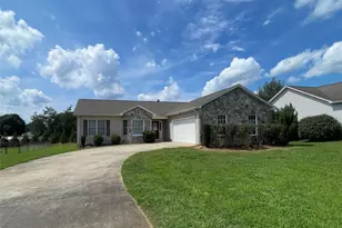 1444 Farmington Hills Dr, Conover, NC 28613 - Photo 2