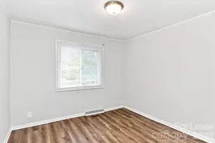 2746 Mary Ave, Gastonia, NC 28052 - Photo 8