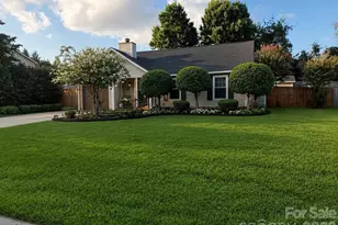 16522 Glenfurness Dr, Huntersville, NC 28078 - Photo 1