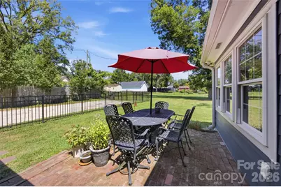 211 Jefferson Street E, York, SC 29745 - Photo 30