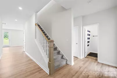 [Address not provided], Charlotte, NC 28215 - Photo 6