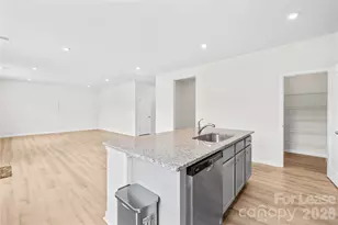 [Address not provided], Charlotte, NC 28215 - Photo 12