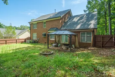 7801 Bridle Court, Charlotte, NC 28216 - Photo 4
