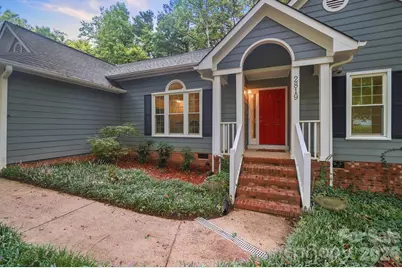 2819 Cedar Chase Drive, Matthews, NC 28105 - Photo 4