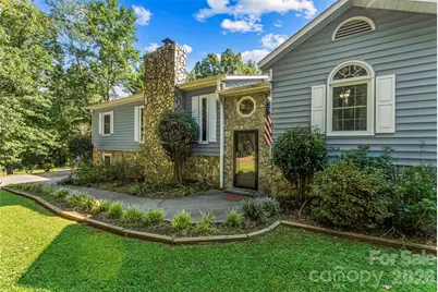 5468 Valley Run Street, Hickory, NC 28601 - Photo 2