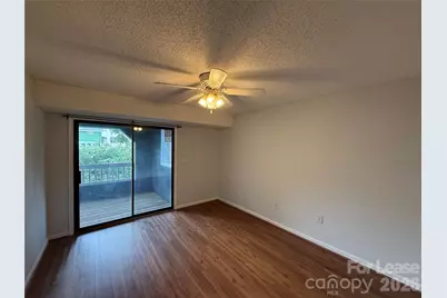 415 W 8th Street, Charlotte, NC 28202 - Photo 6