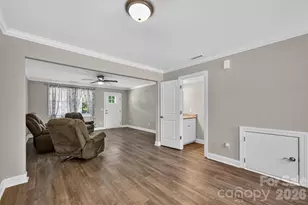 3919 Hemingway Dr NW, Hickory, NC 28601 - Photo 10