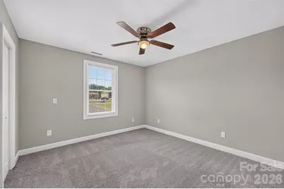 3919 Hemingway Drive NW, Hickory, NC 28601 - Photo 32