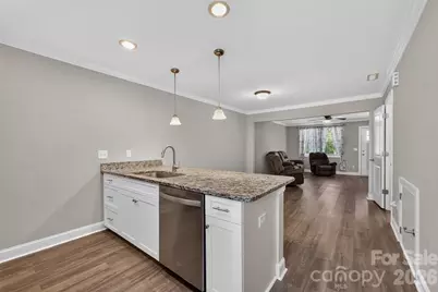 3919 Hemingway Drive NW, Hickory, NC 28601 - Photo 14