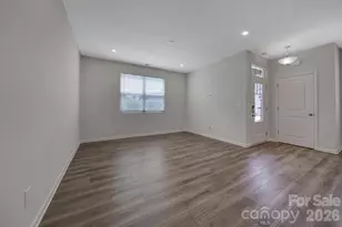13348 Savaine St, Charlotte, NC 28278 - Photo 8