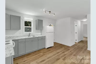 80 McElroy Street, Waynesville, NC 28786 - Photo 6