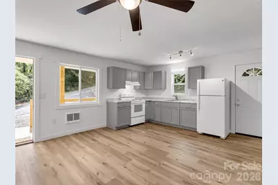 80 McElroy Street, Waynesville, NC 28786 - Photo 10