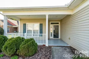 115 River Birch Dr, Salisbury, NC 28146 - Photo 2