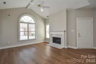 8332 Highland Glen Dr, Charlotte, NC 28269 - Photo 6
