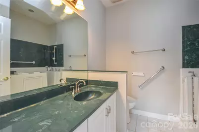 8332 Highland Glen Drive, Charlotte, NC 28269 - Photo 16