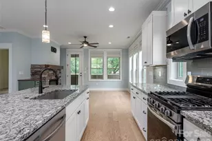 554 Sweet Birch Park Ln, Black Mountain, NC 28711 - Photo 14