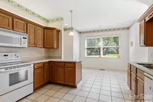 128 Stone House Rd, Hendersonville, NC 28739 - Photo 12