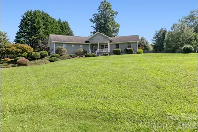 128 Stone House Road, Hendersonville, NC 28739 - Photo 1