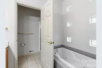 128 Stone House Road, Hendersonville, NC 28739 - Photo 16