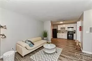 307 Hoskins Mill Ln, Charlotte, NC 28208 - Photo 8