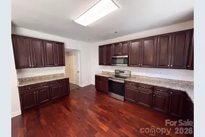 14021 Pinyon Pine Lane, Charlotte, NC 28215 - Photo 10