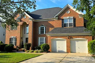 12424 Tantallon Ct, Pineville, NC 28134 - Photo 2