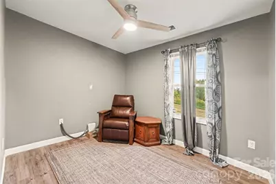 812 Capps Hill Mine Road, Charlotte, NC 28216 - Photo 20
