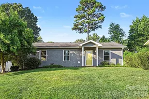 812 Capps Hill Mine Rd, Charlotte, NC 28216 - Photo 4