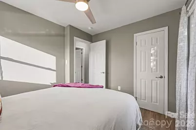 812 Capps Hill Mine Road, Charlotte, NC 28216 - Photo 22