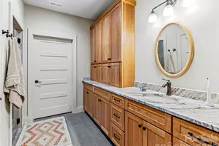 37 Ashe Park Cir, Asheville, NC 28806 - Photo 20