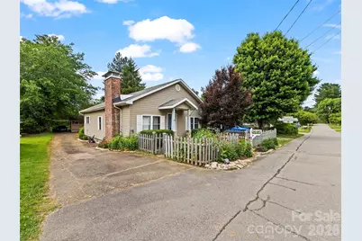 43 Avery Street, Waynesville, NC 28786 - Photo 2