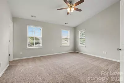 [Address not provided], Charlotte, NC 28269 - Photo 16