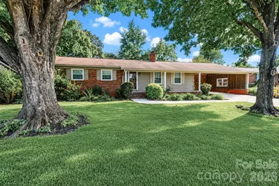 1412 Mount Vernon Avenue, Statesville, NC 28677 - Photo 2