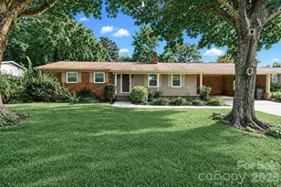 1412 Mt Vernon Ave, Statesville, NC 28677 - Photo 1