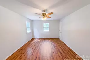 4614 Hickory Grove Rd, Mount Holly, NC 28120 - Photo 4