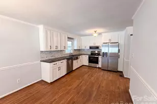 4614 Hickory Grove Rd, Mount Holly, NC 28120 - Photo 2