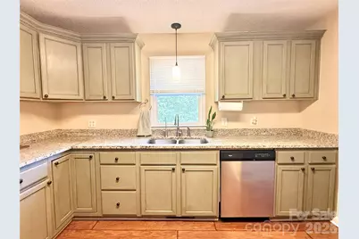 715 Grandview Road, Clover, SC 29710 - Photo 8