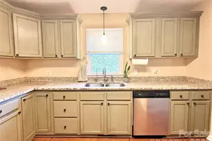 715 Grandview Rd, Clover, SC 29710 - Photo 8